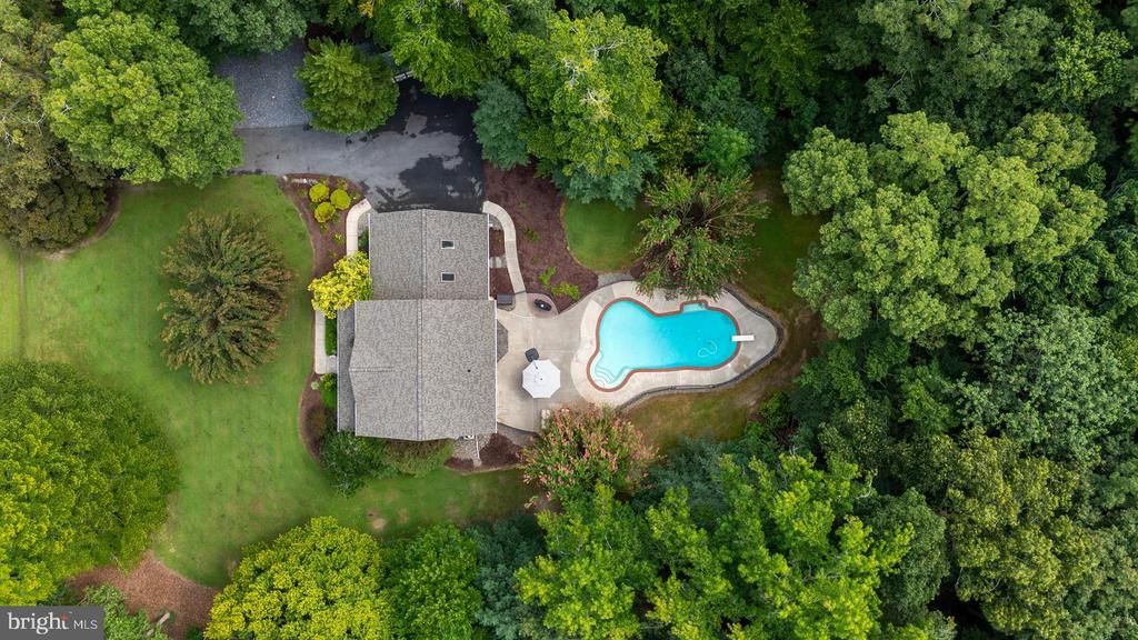 7884 LAUREL LANE