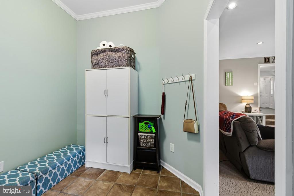 7884 LAUREL LANE