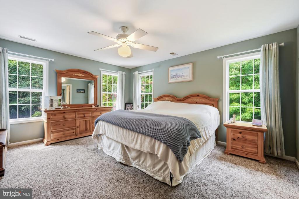 7884 LAUREL LANE