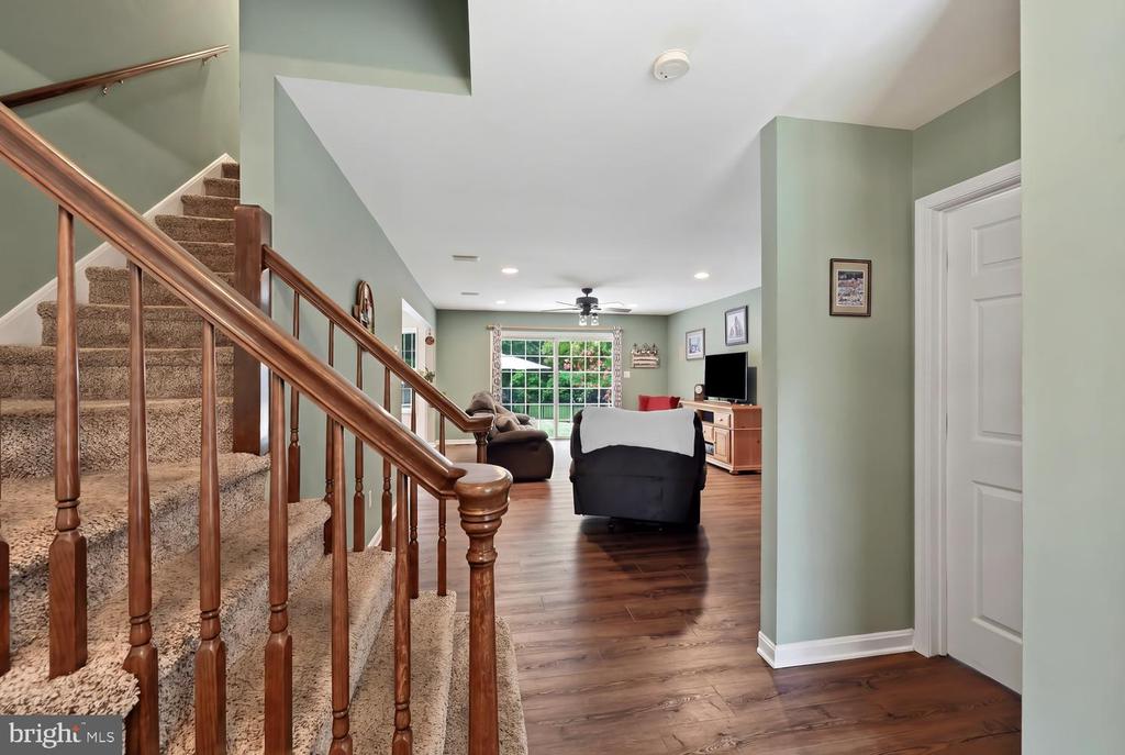 7884 LAUREL LANE