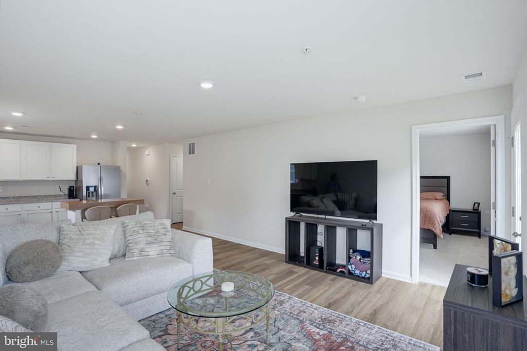 101 PARKLAND ROAD