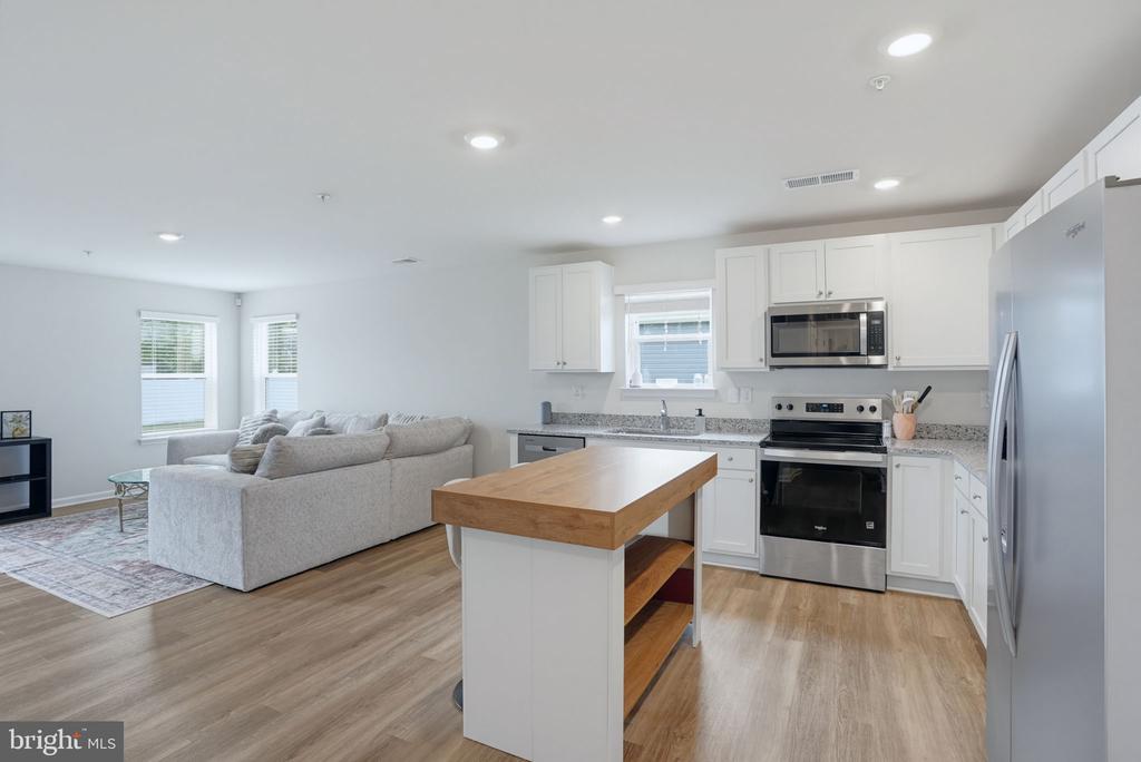 101 PARKLAND ROAD