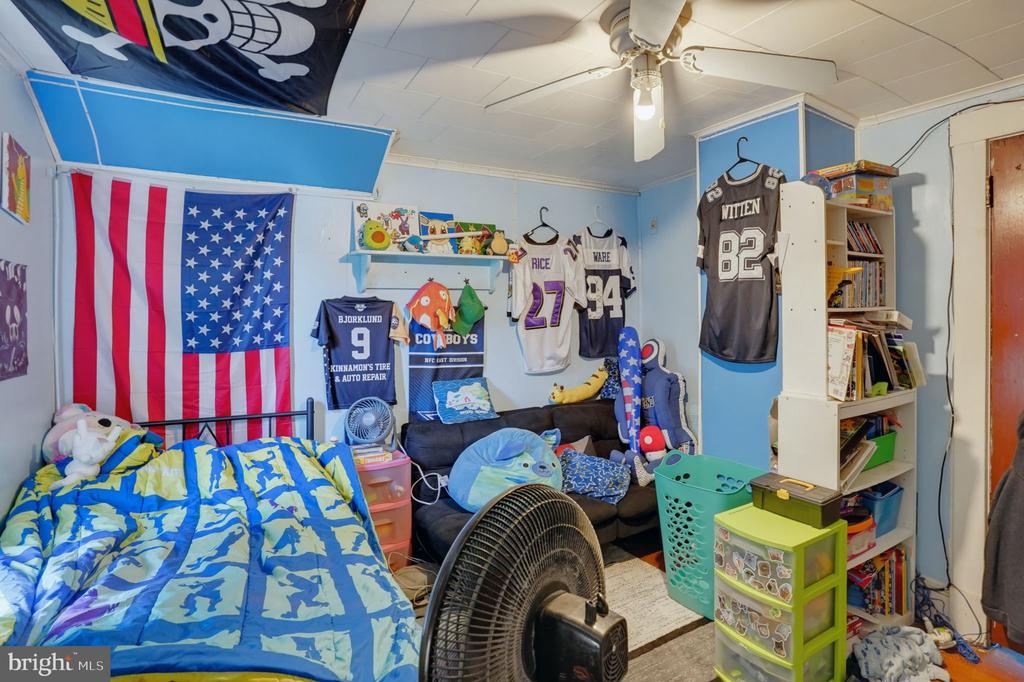 216 S 3RD STREET