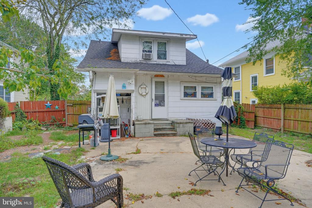 216 S 3RD STREET