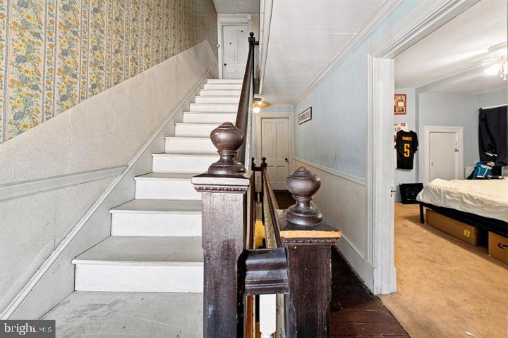 105 S 5TH AVENUE