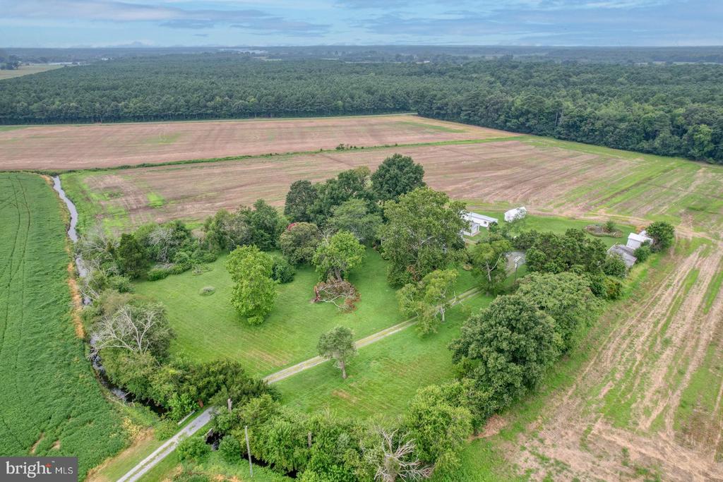 2238 PIG NECK ROAD