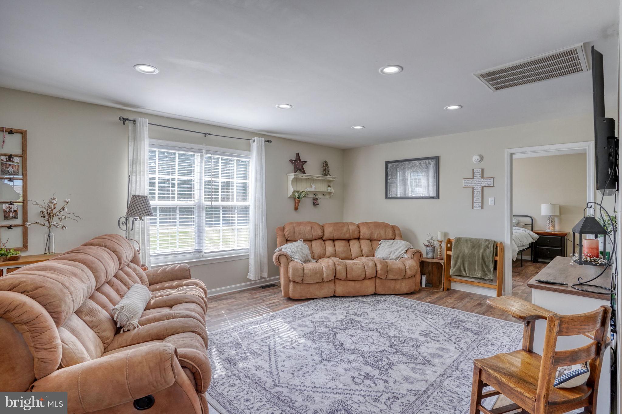 4163 WHITELEYVILLE ROAD