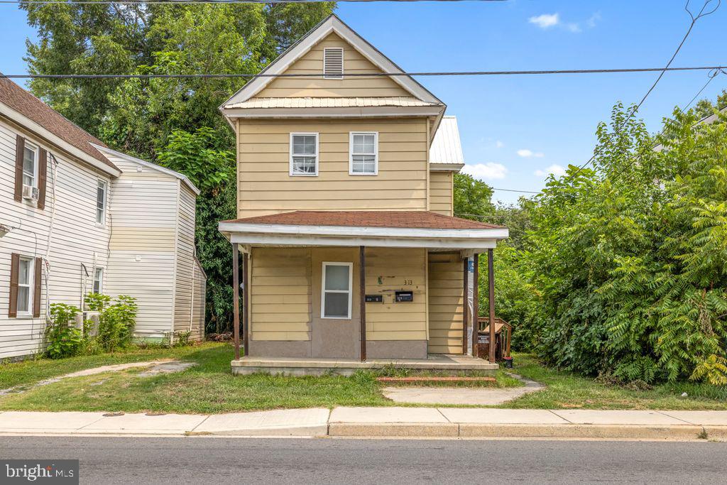 313 WASHINGTON STREET