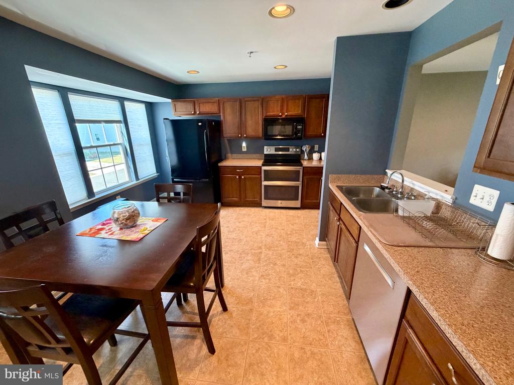 2516 WESTWIND BOULEVARD Unit: TH