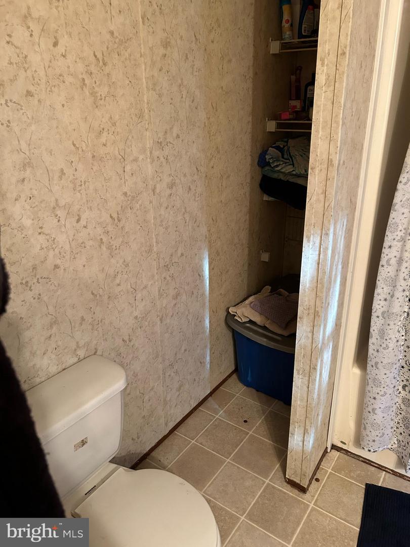 25126 Lambs Meadow Rd