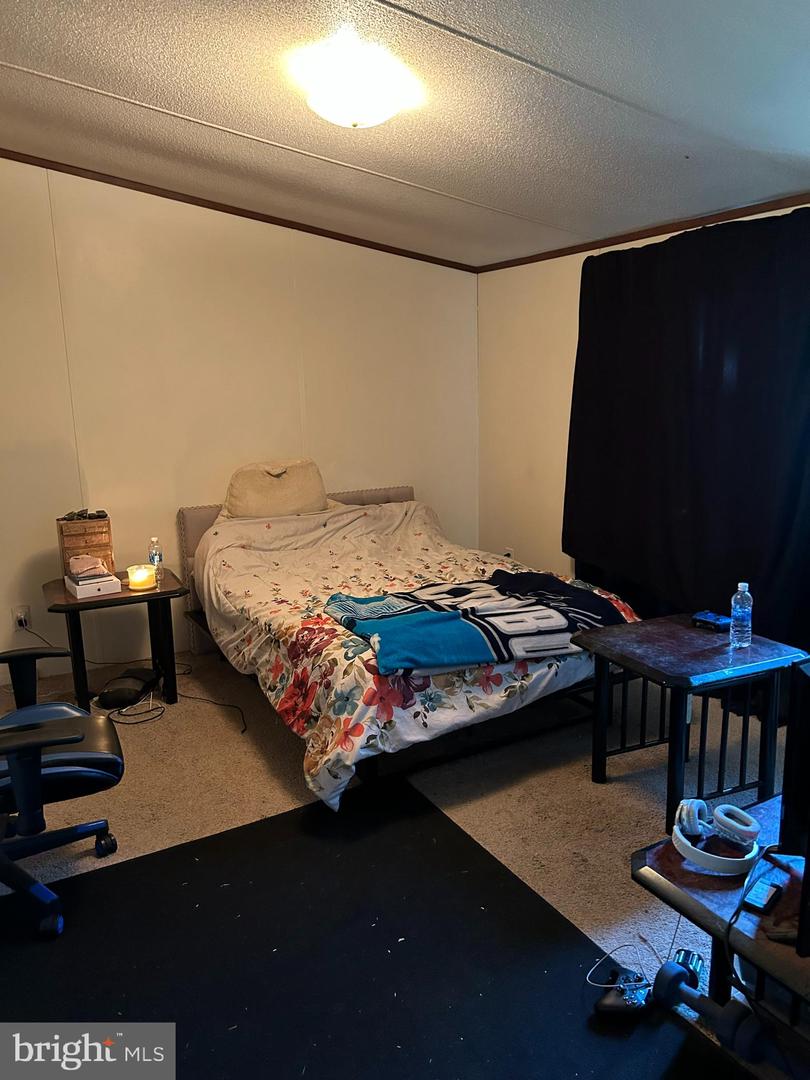 25126 Lambs Meadow Rd