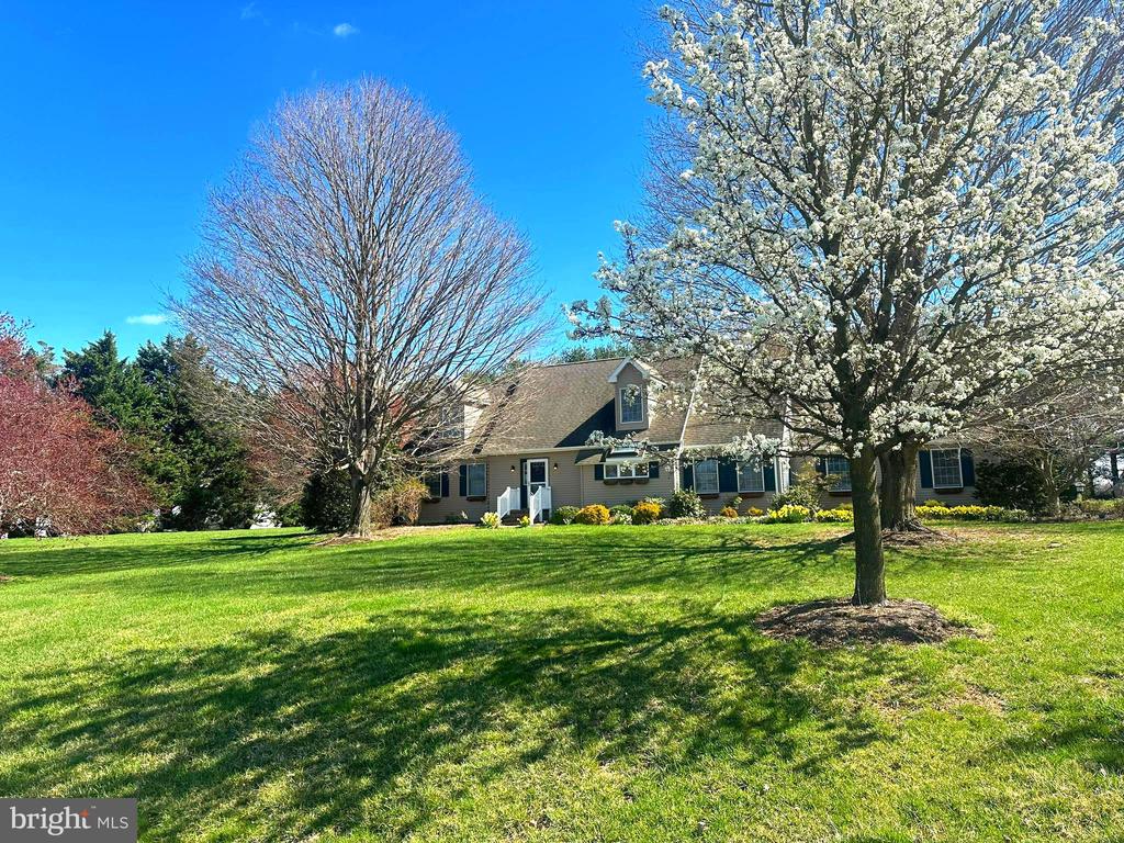 8757 Orchard Dr