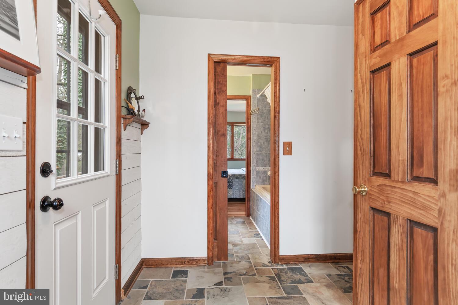 14086 E Beechwood Rd