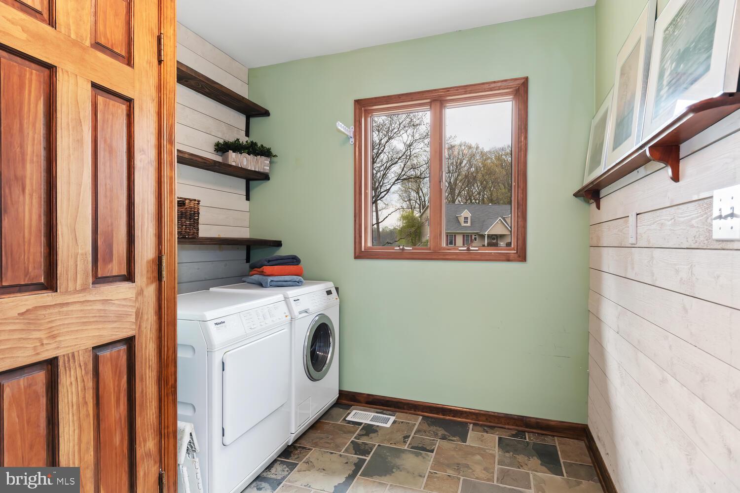 14086 E Beechwood Rd