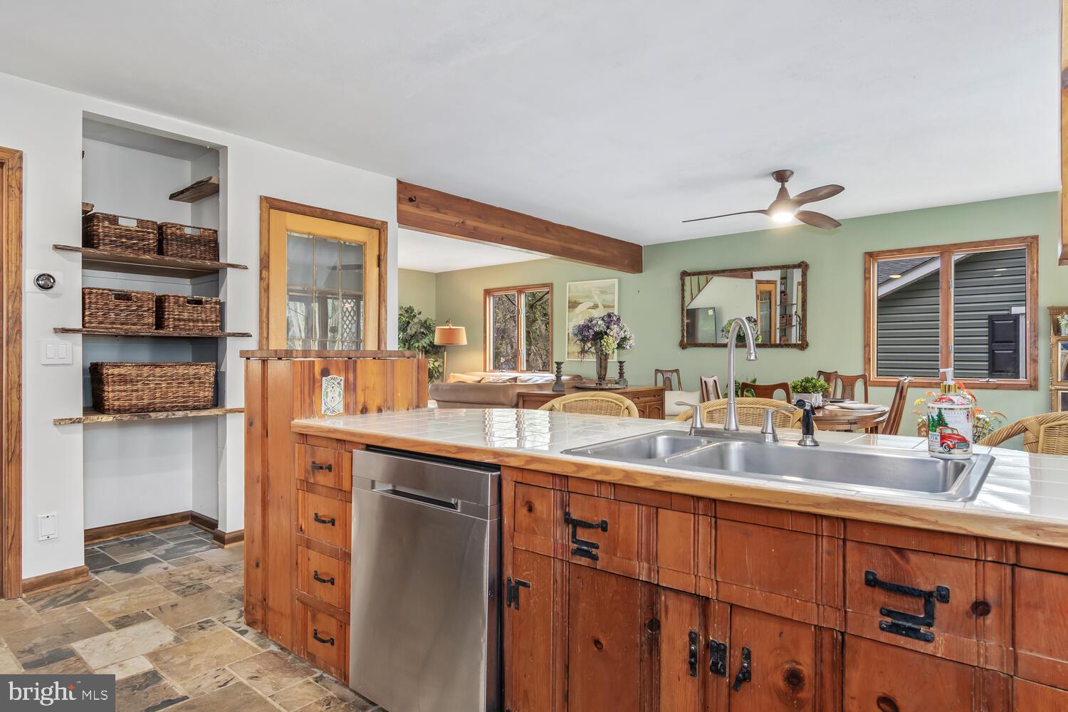 14086 E Beechwood Rd