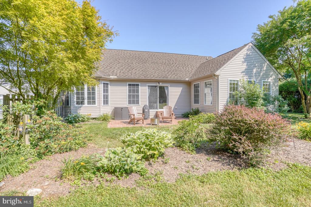 106 Ashwood Ln