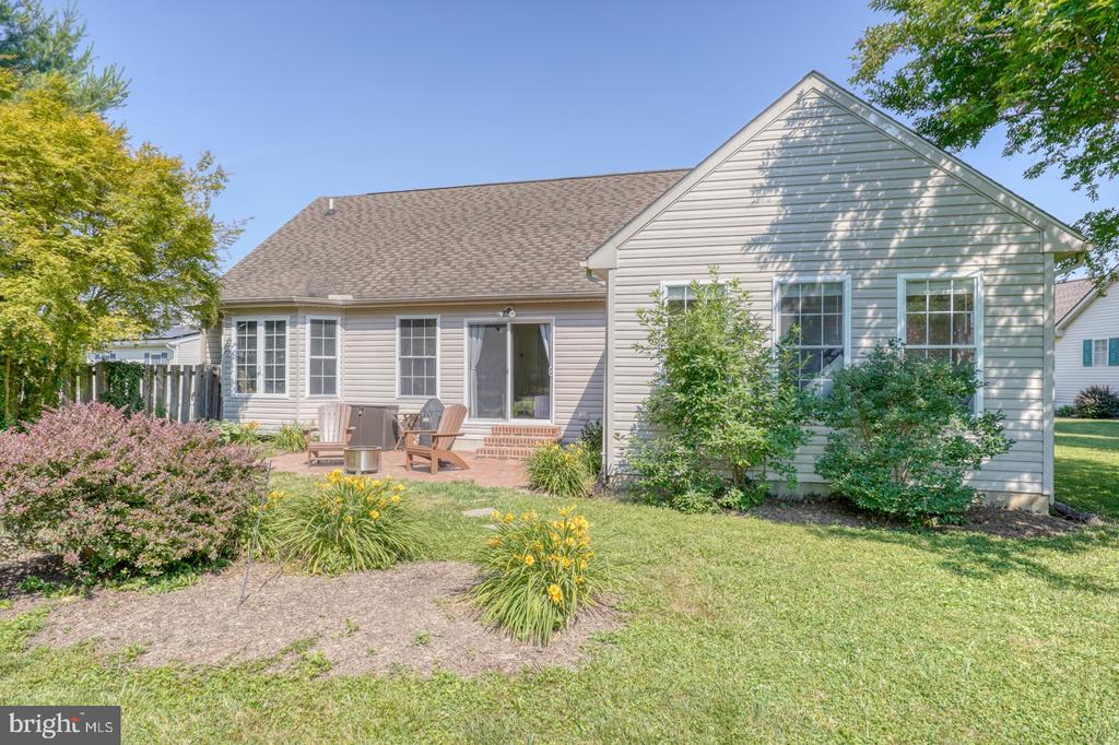 106 Ashwood Ln