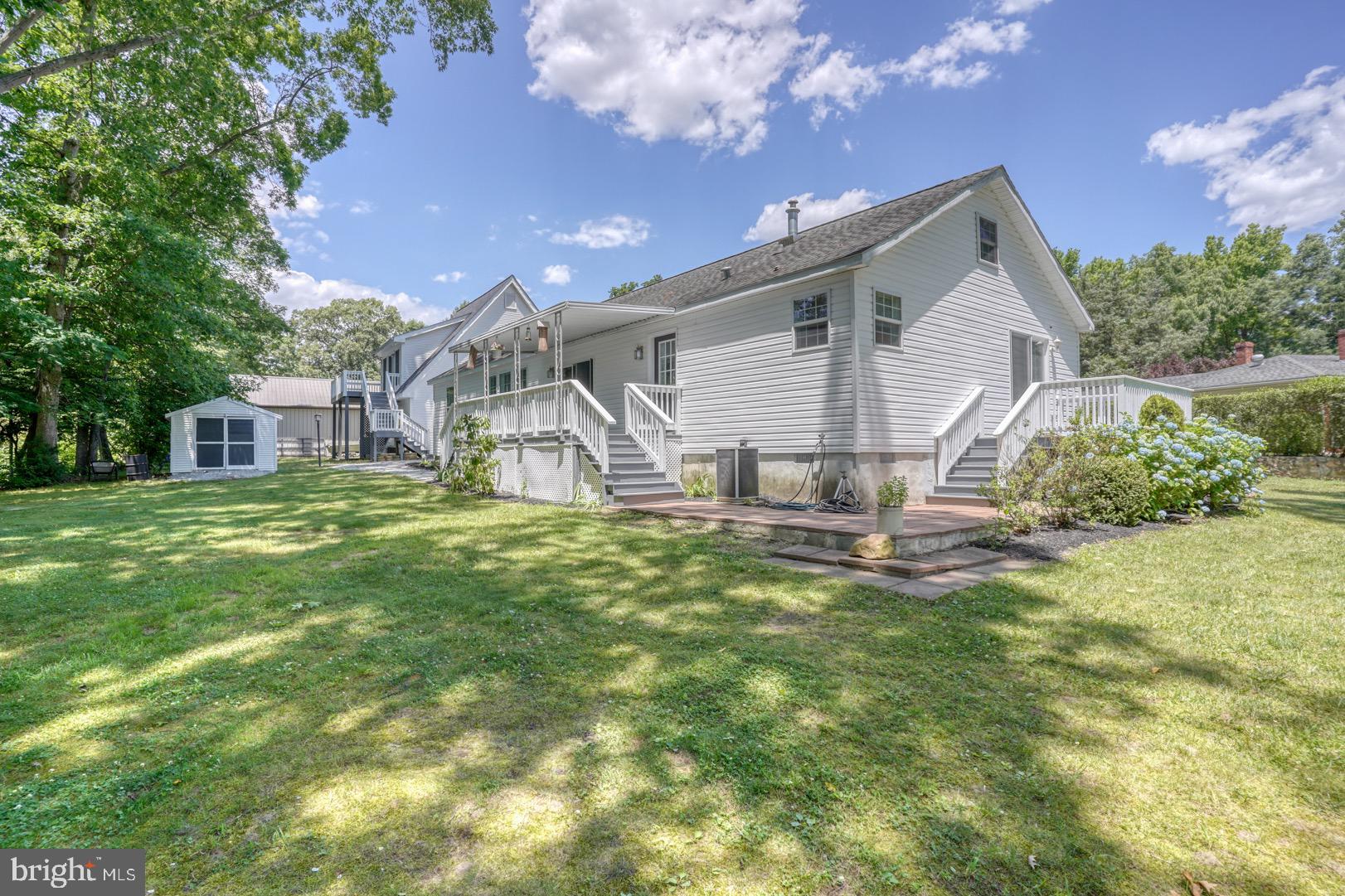 31621 W Edge Rd