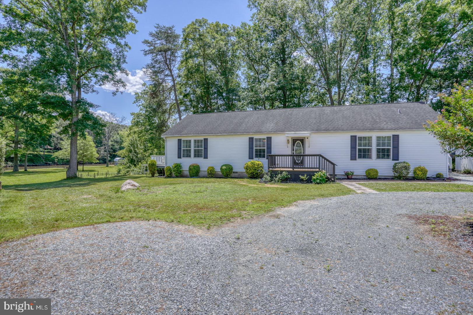 31621 W Edge Rd