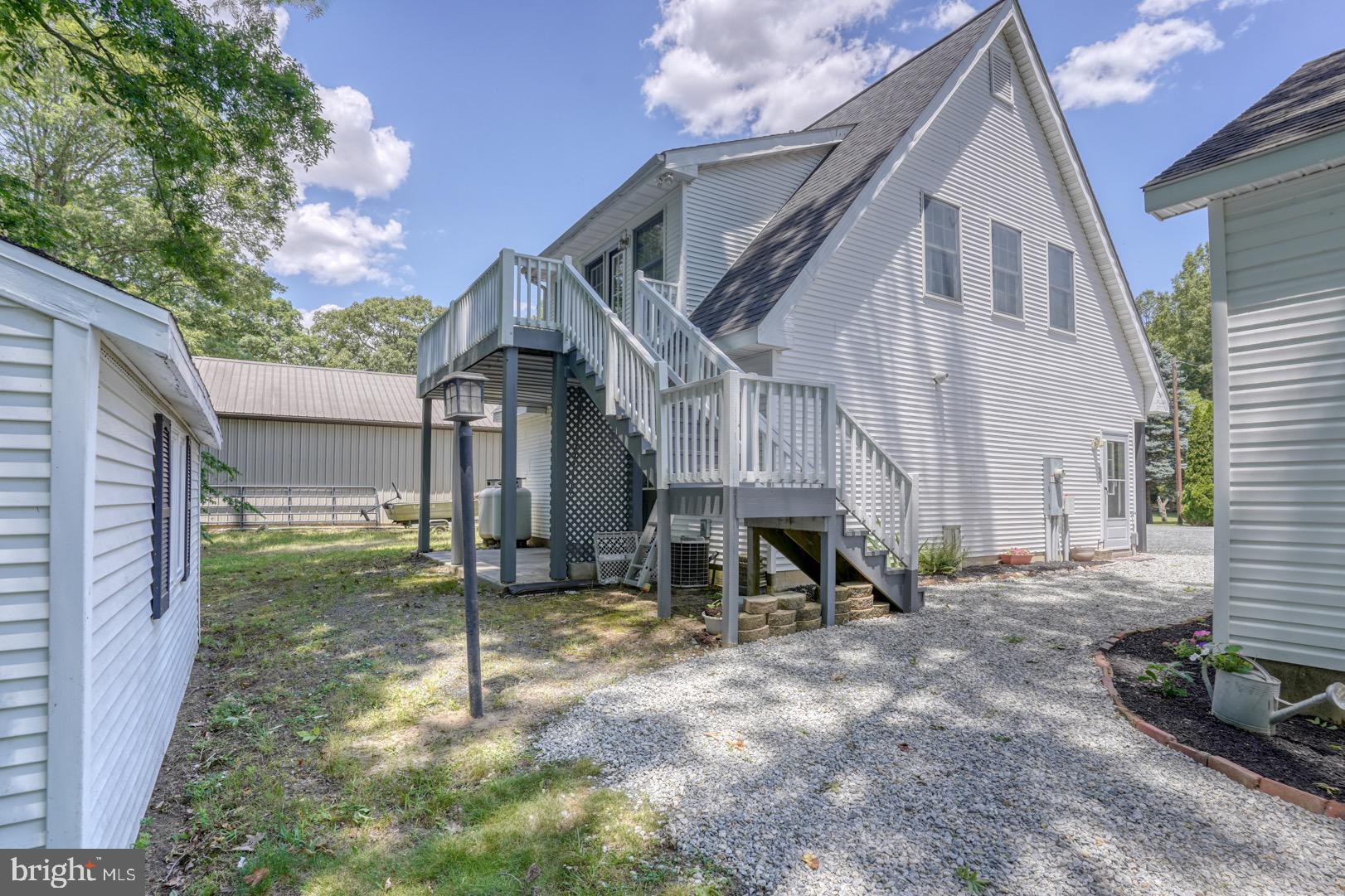 31621 W Edge Rd