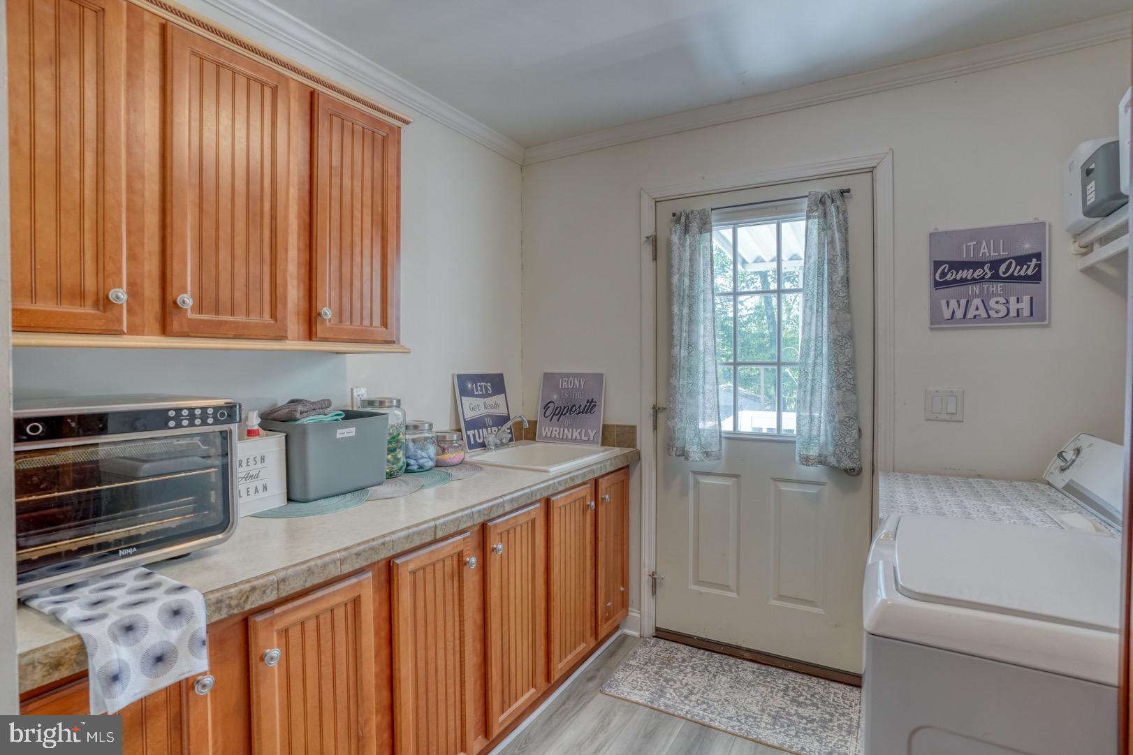 31621 W Edge Rd