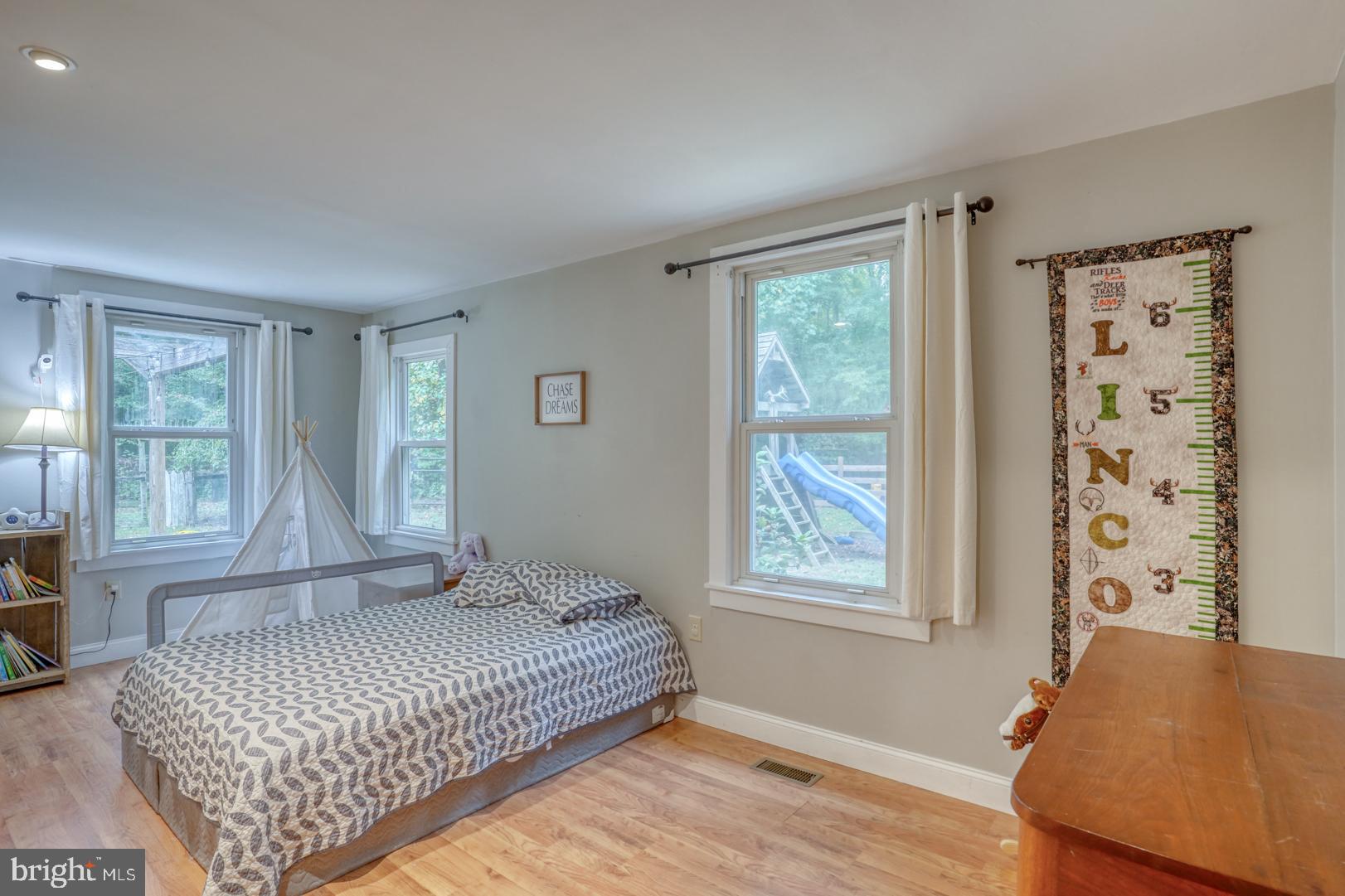 5292 Skinners Neck Rd