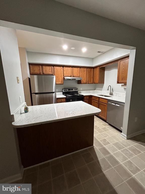 114 CONLEY DR