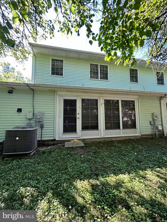 114 CONLEY DR