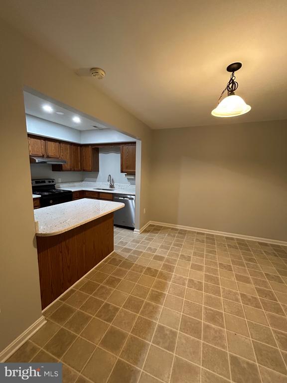 114 CONLEY DR