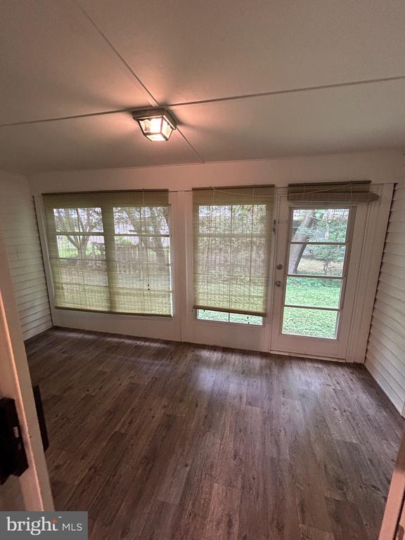 114 CONLEY DR