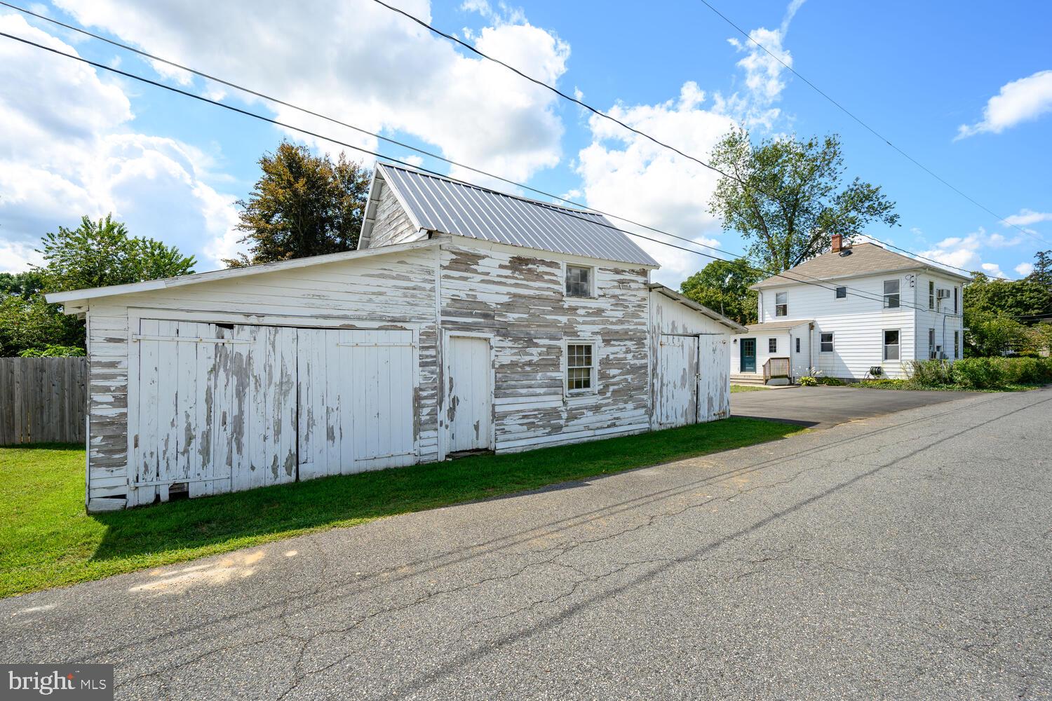 228 PHELPS AVENUE
