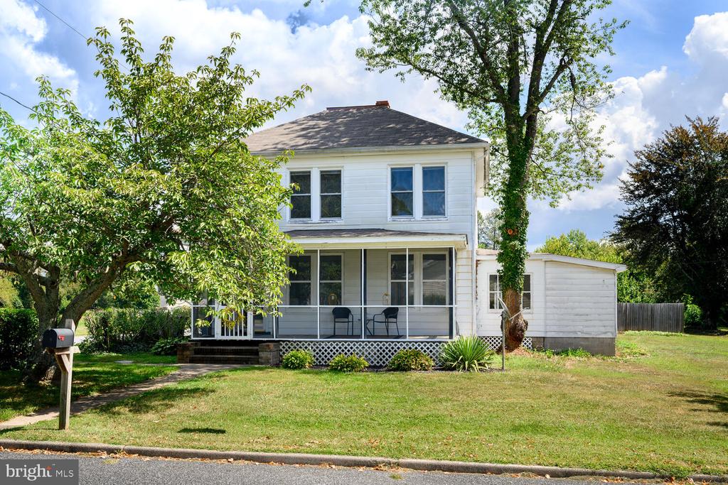 228 PHELPS AVENUE