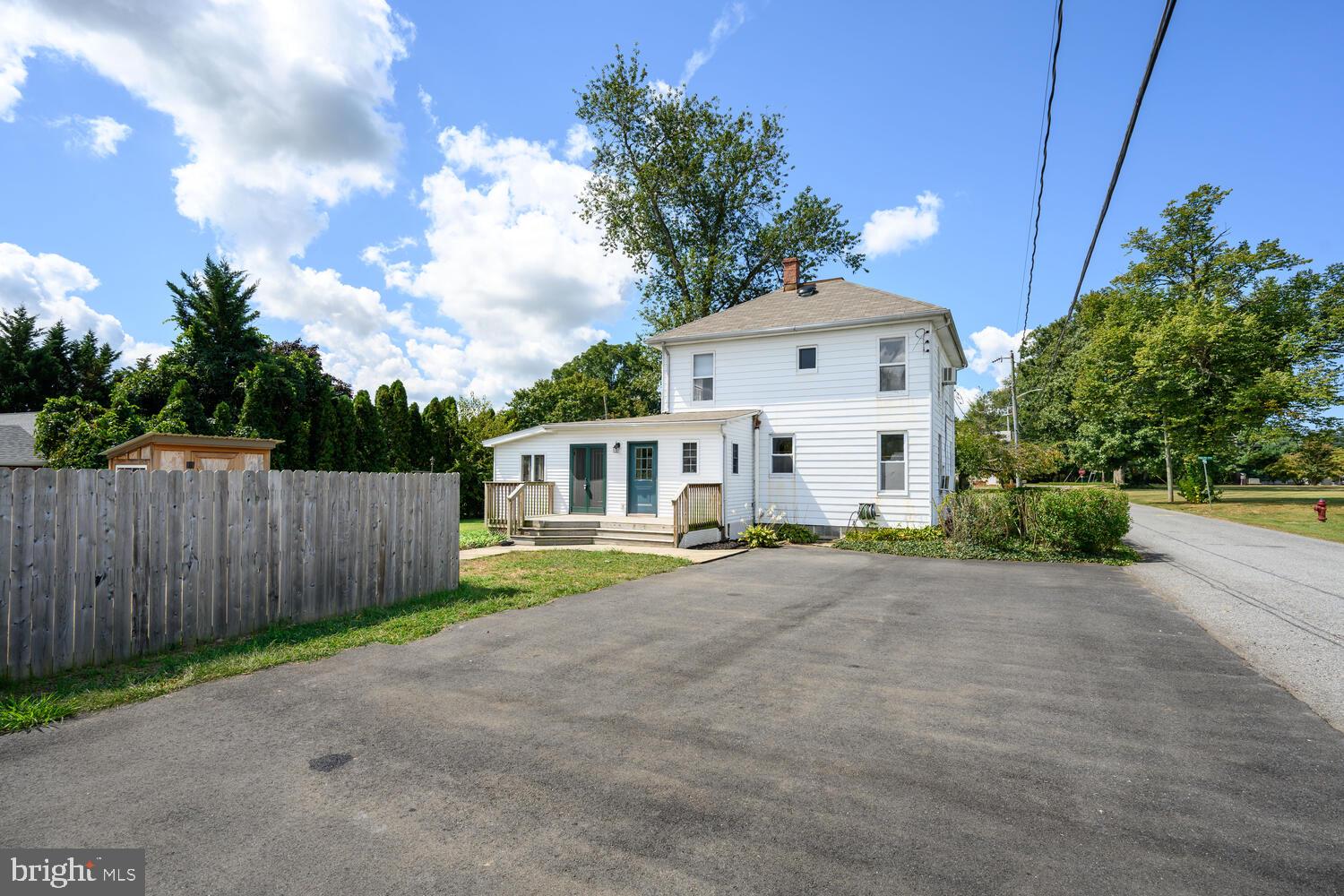 228 PHELPS AVENUE