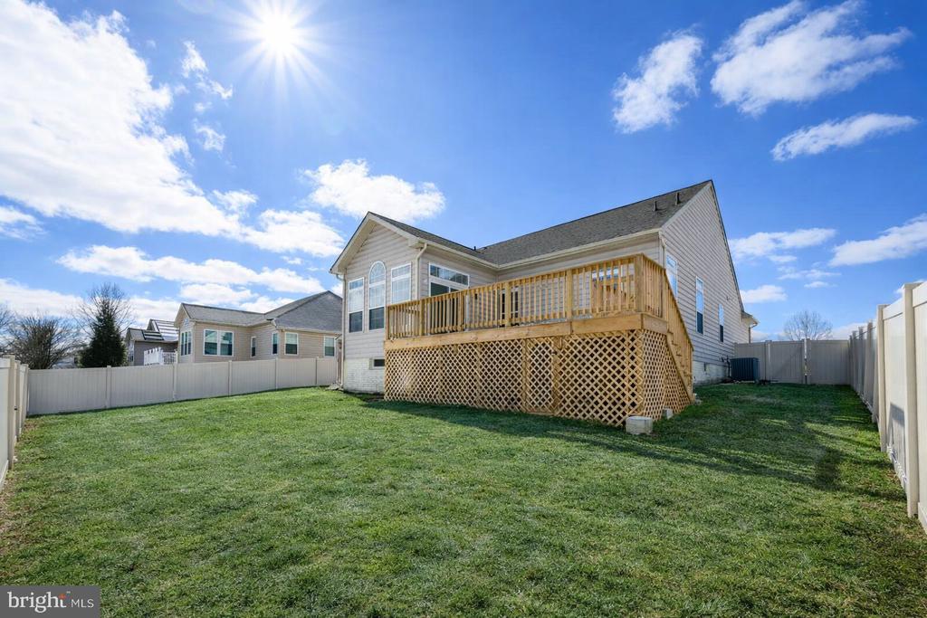 206 CAMELOT DRIVE