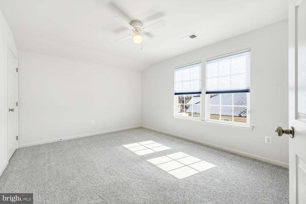 206 CAMELOT DRIVE
