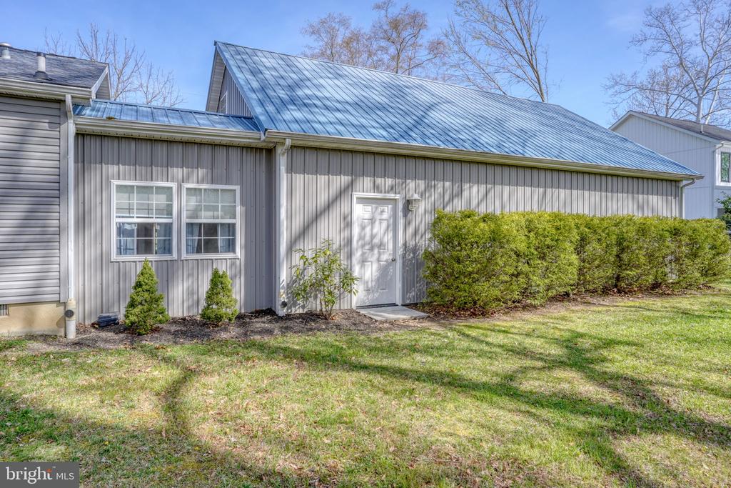 31729 W EDGE ROAD