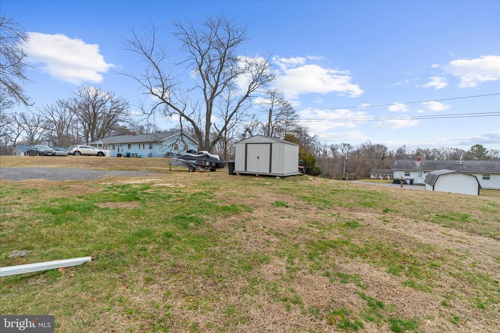 301 LINCOLN DRIVE