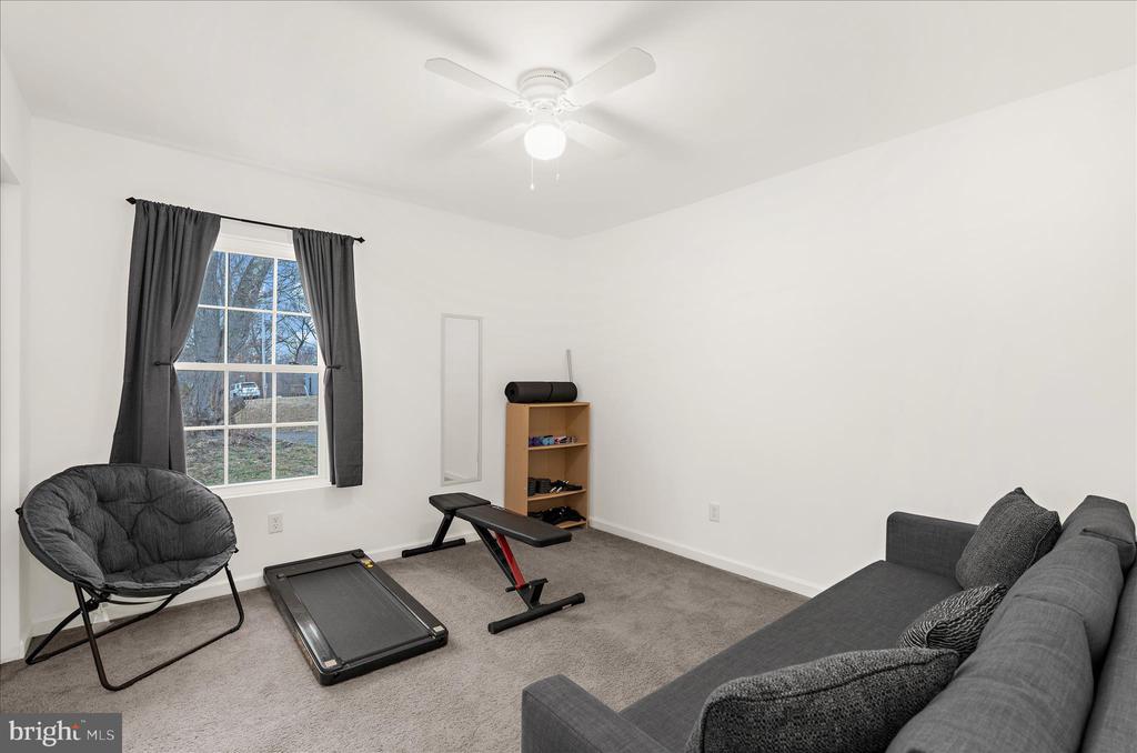 301 LINCOLN DRIVE