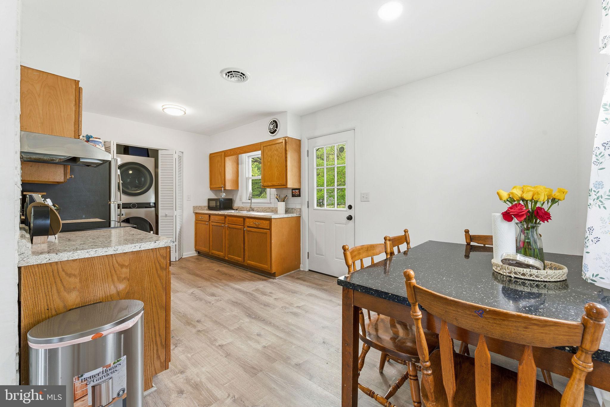 11167 OAK LANE