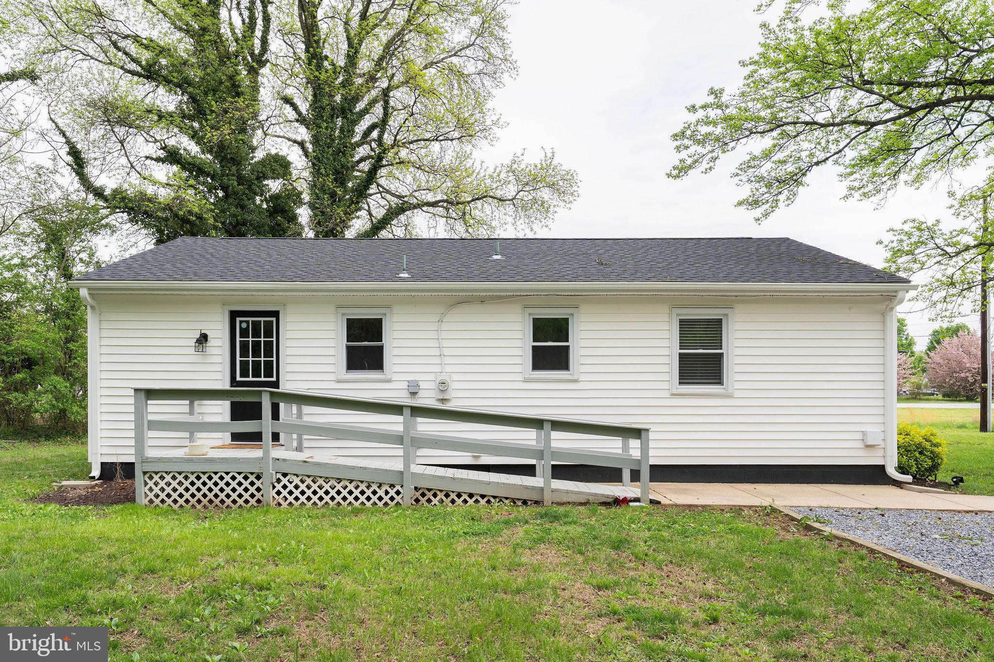 11167 OAK LANE