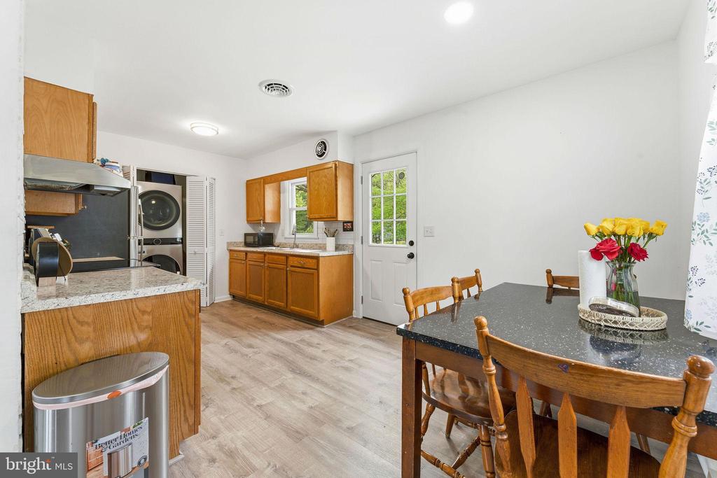 11167 OAK LANE