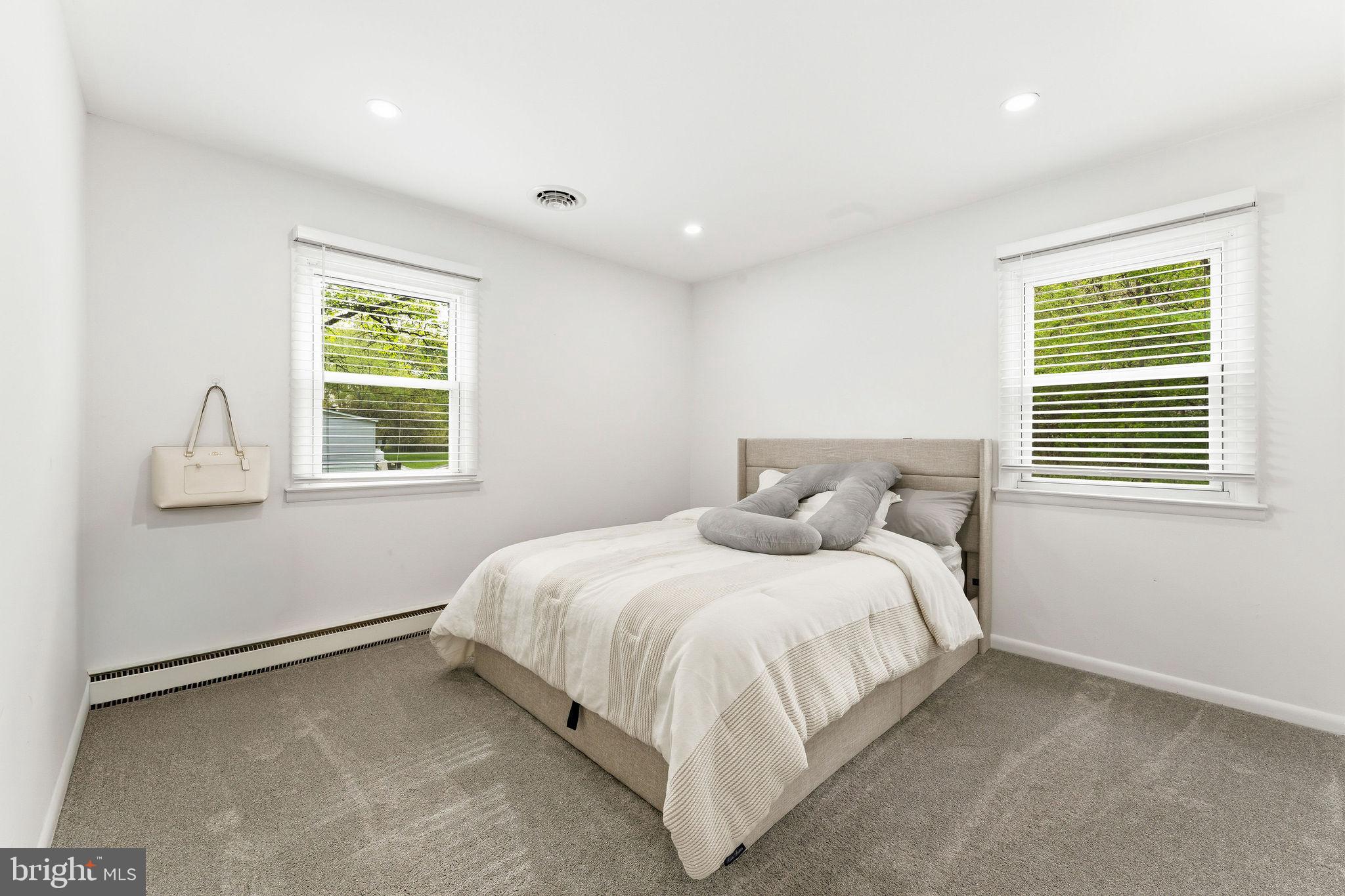 11167 OAK LANE