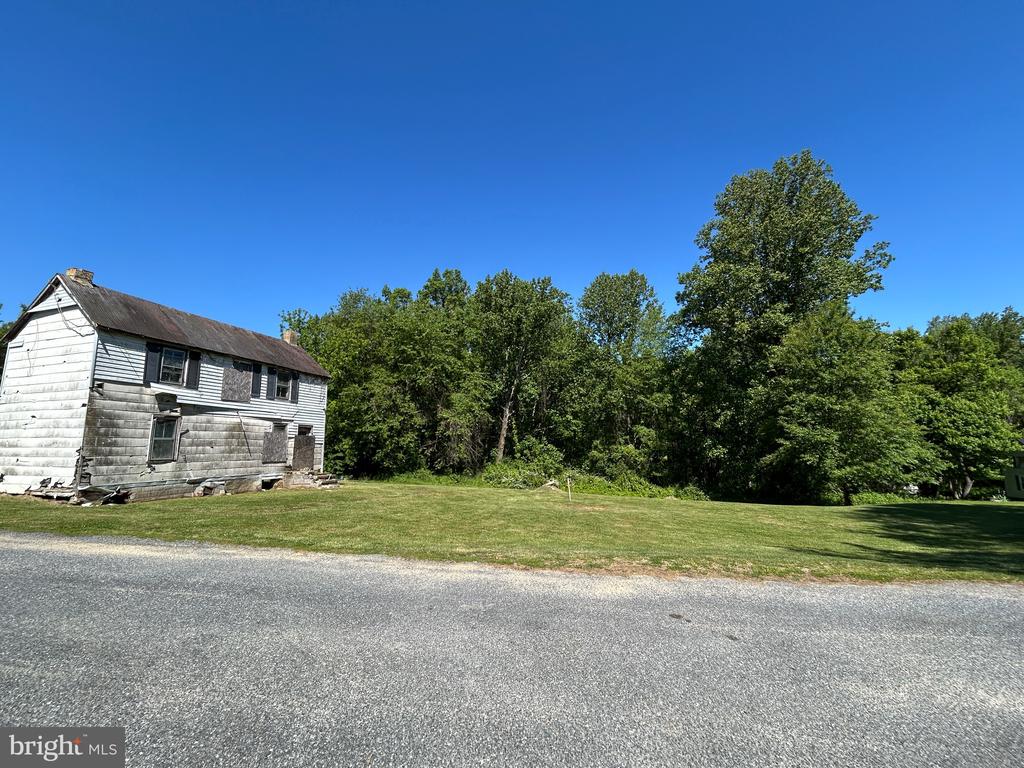 11200 BOYER LANE