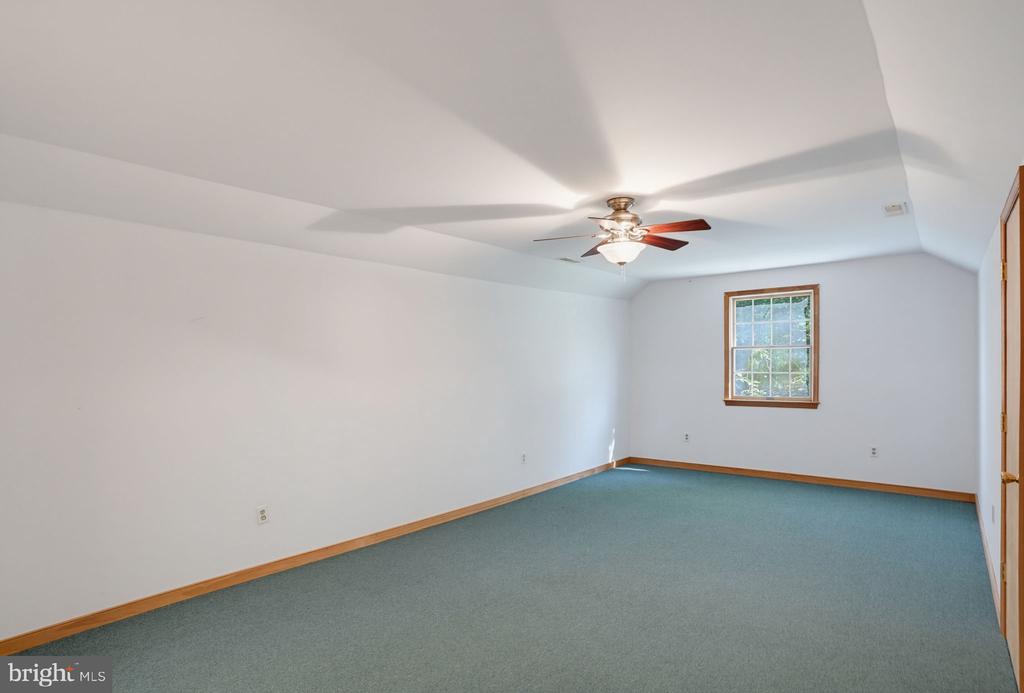 7903 RADCLIFFE ROAD
