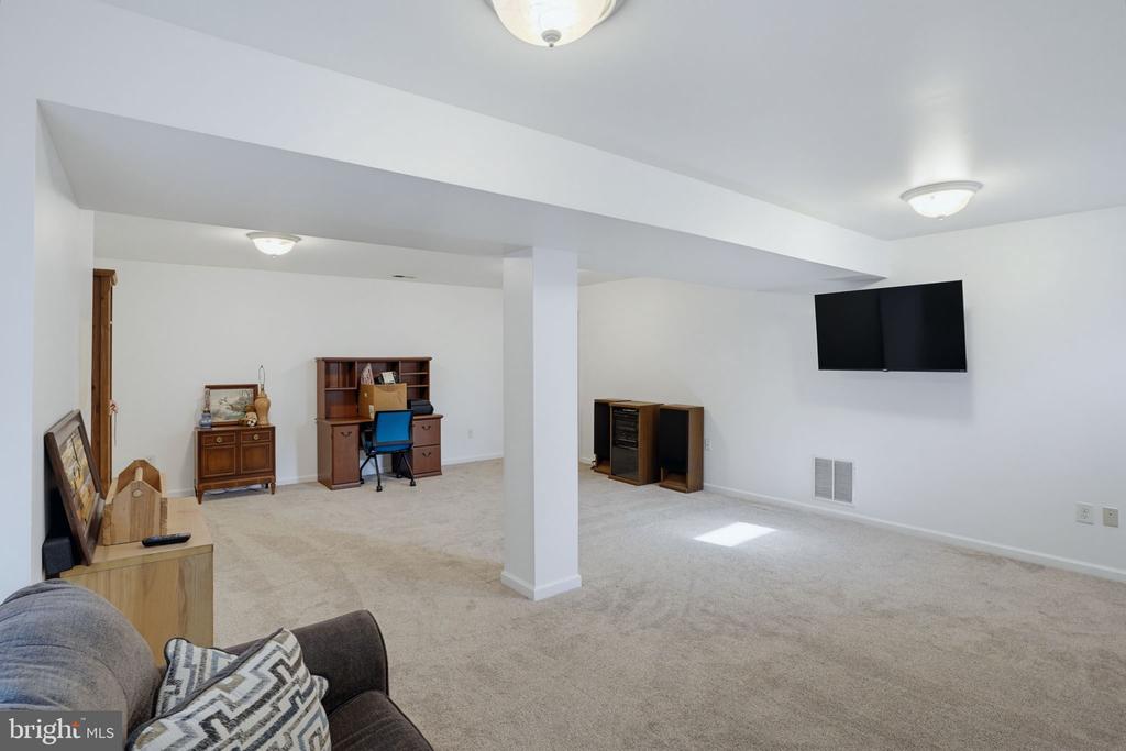123 TRAFFORD DRIVE