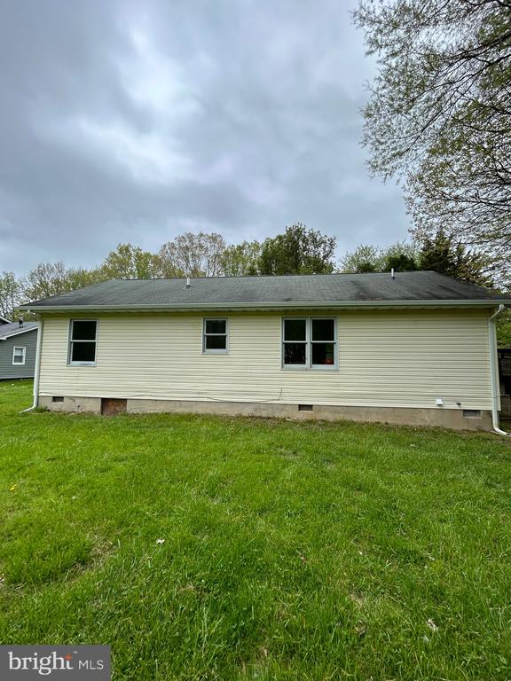22427 CROSS ROAD