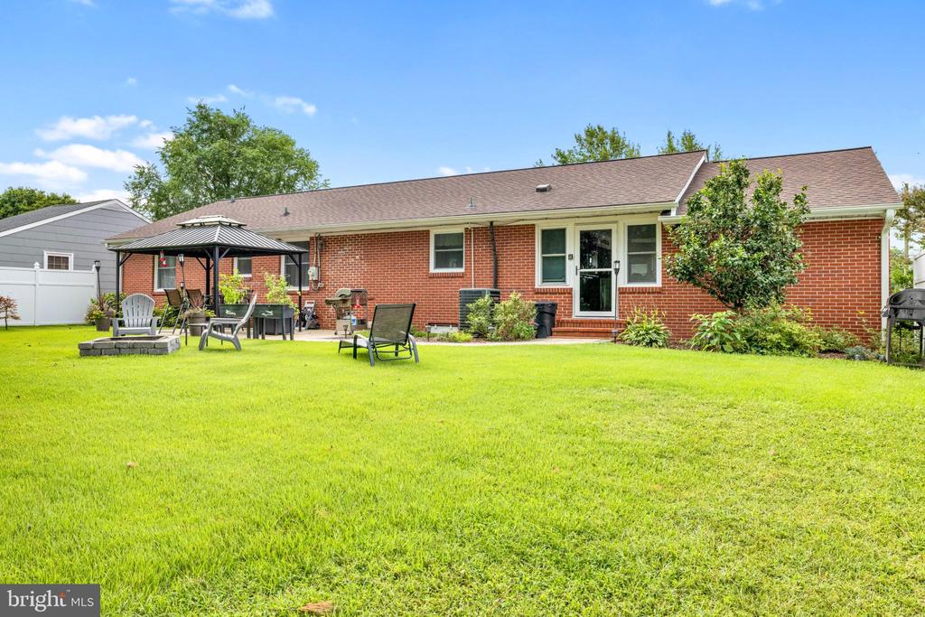374 HURTT AVENUE