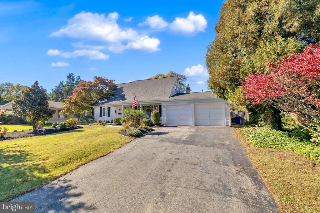 2228 HINDLE LANE