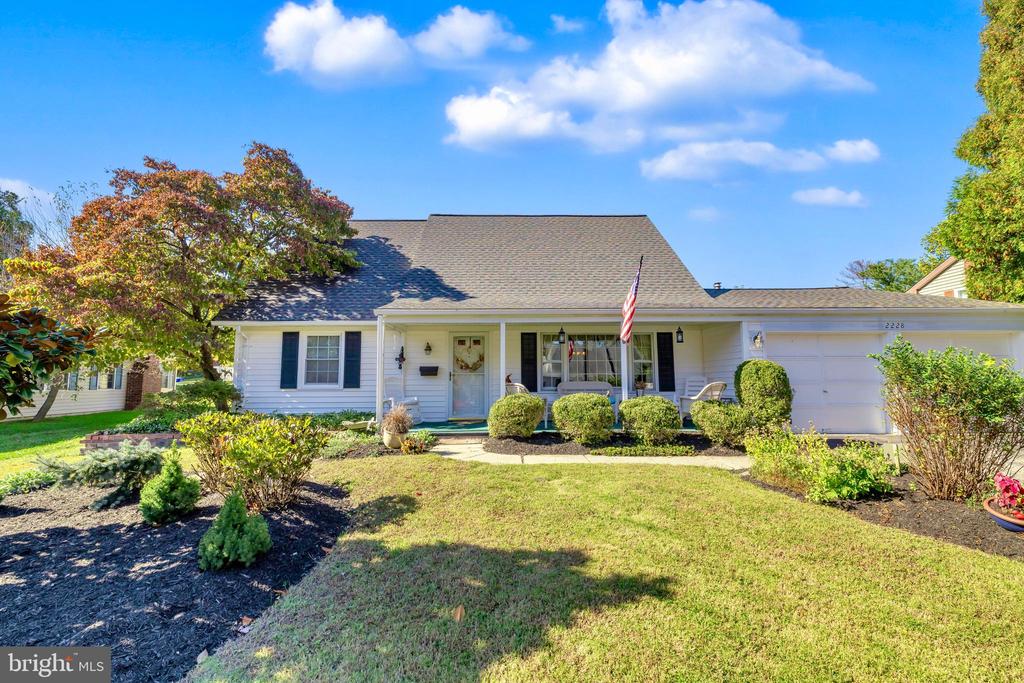 2228 HINDLE LANE