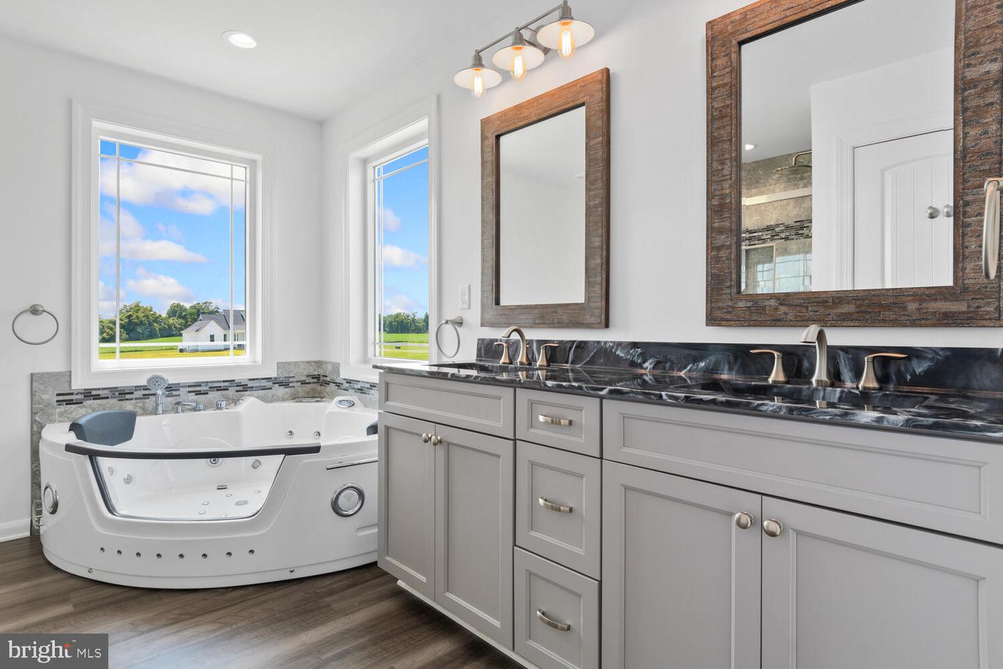 105 Woodfield ( Lot 2) Ct